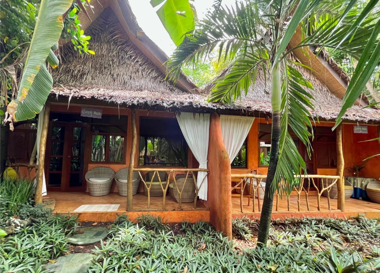 锡基霍尔岛可可林海滩度假村 外观 照片 A villa at the resort