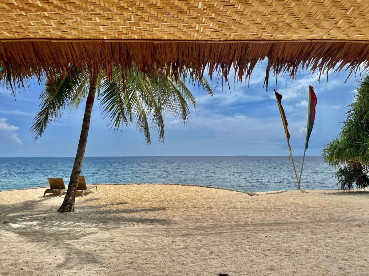 锡基霍尔岛可可林海滩度假村 外观 照片 Beach at the resort