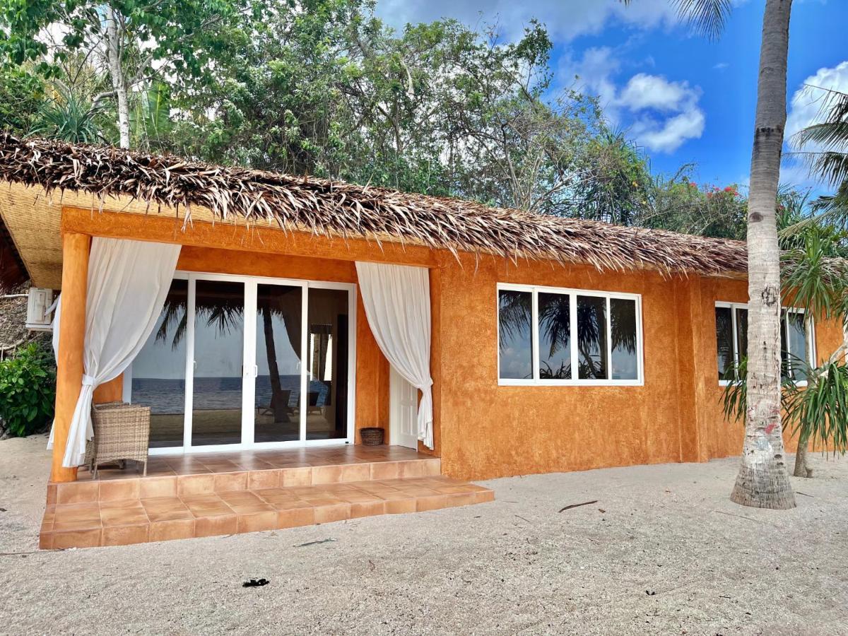 锡基霍尔岛可可林海滩度假村 外观 照片 A beach villa at the resort